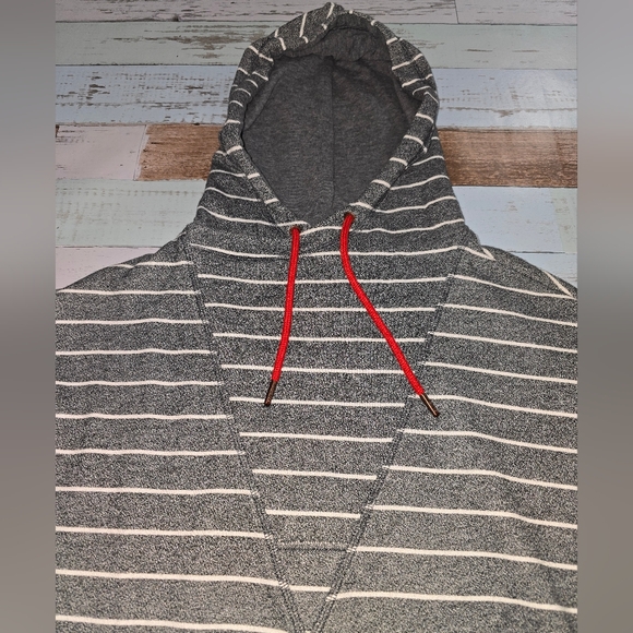 O'NEILL Hooded Sweatshirt (US Medium) - Picture 2 of 7